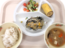給食